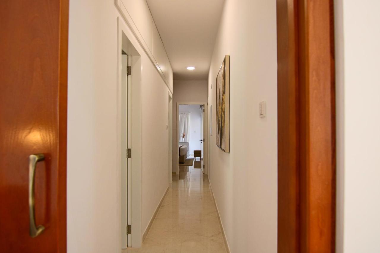 Phaedrus Living: City View Luxury Flat Androcleous Paphos Esterno foto